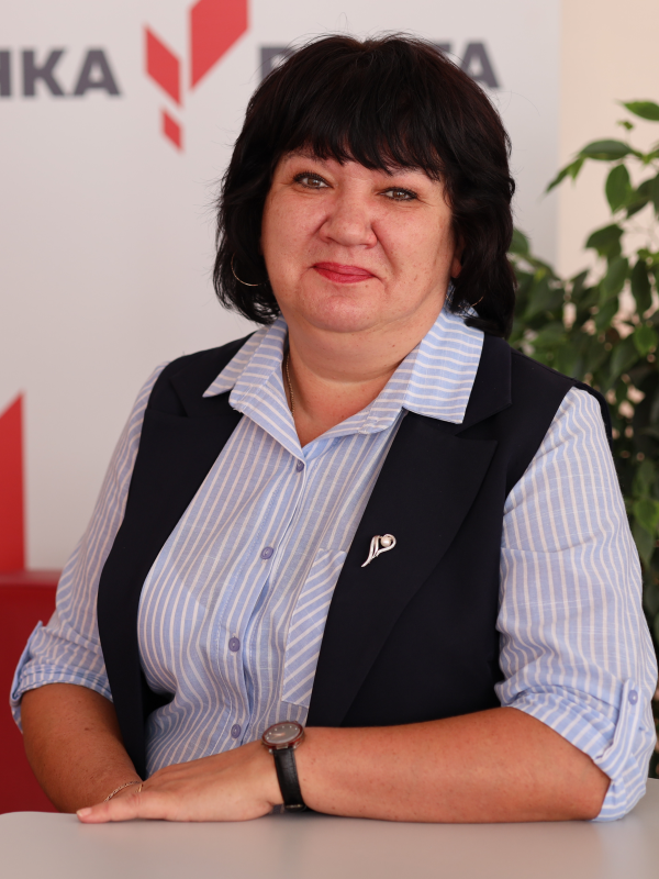 Михайлова Елена Николаевна.